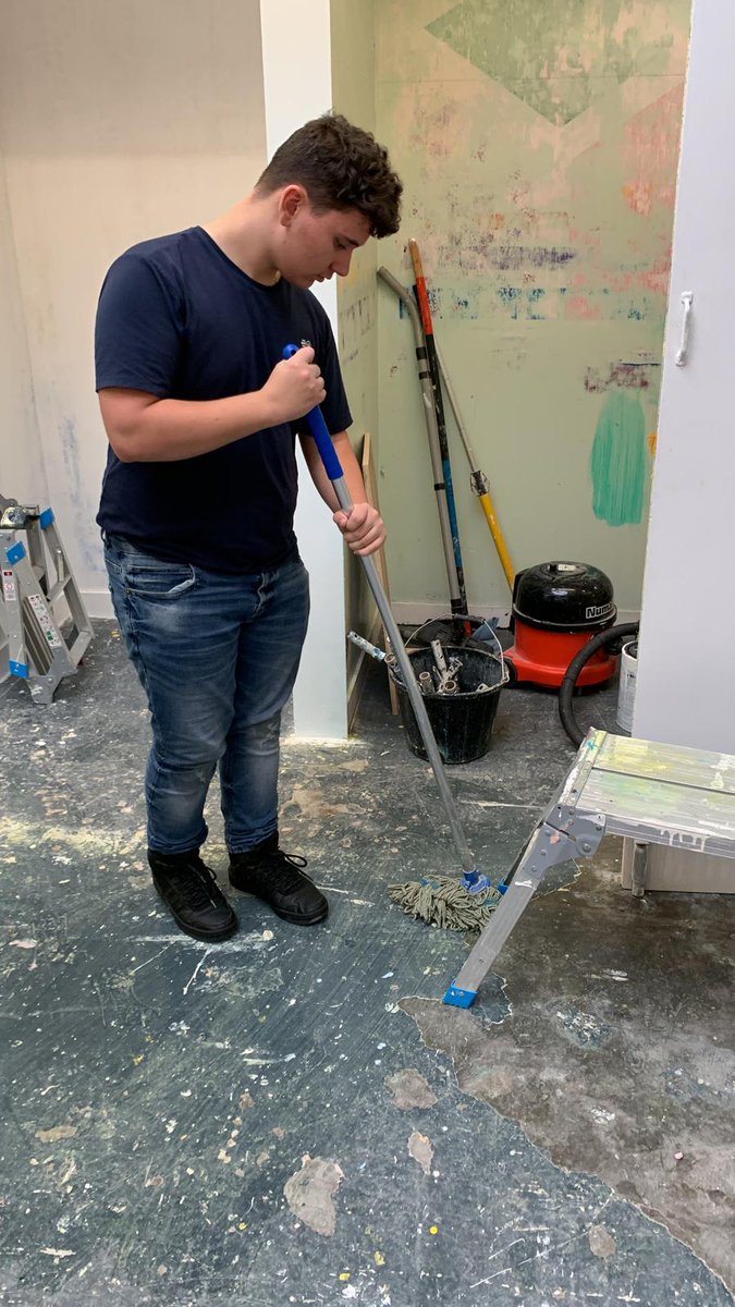 At college, our S5 pupil was carrying out surface prep. ‘Keying’ the surface ready for painting. Two hours of hard graft to complete this important task. Then, making sure he had tidied up his workspace.