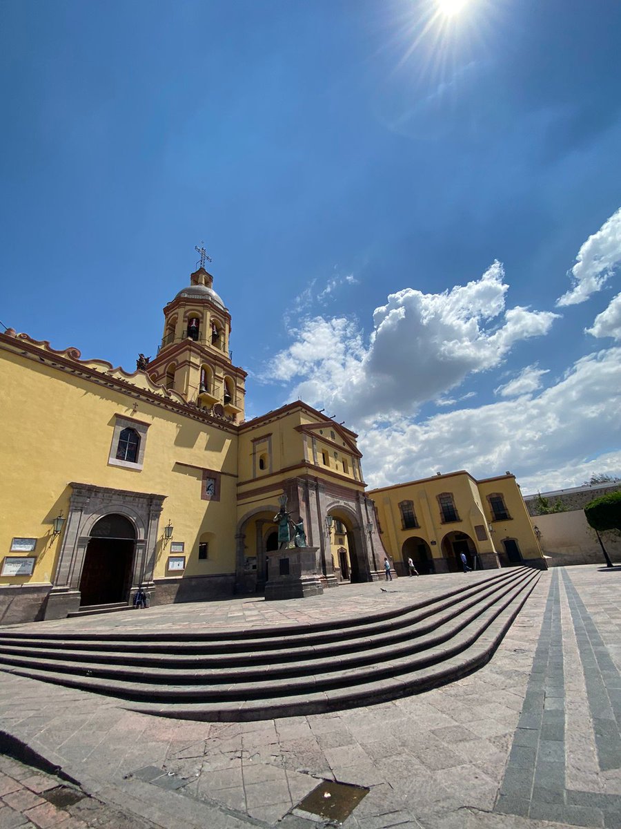 A darle!!! 🚶🏾‍♀️ #soyqueretalove #queretaro #centrohistórico #presumiendoaqueretaro #queretanasoyseñores