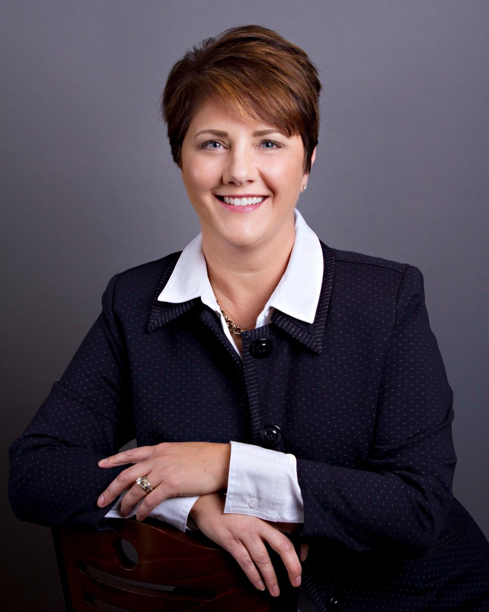 HallOfFame spotlight:Lisa(Brakke)Carlson, Class of 90
At Burke Lisa was in sports, academics,the arts&amp;more
Lisa still gives back, raising millions for the stadium reno &amp; helping with Boosters, PTO, &amp; Alumni Assn..all while excelling in her career at Pfizer
burkehighalumni.com/hof