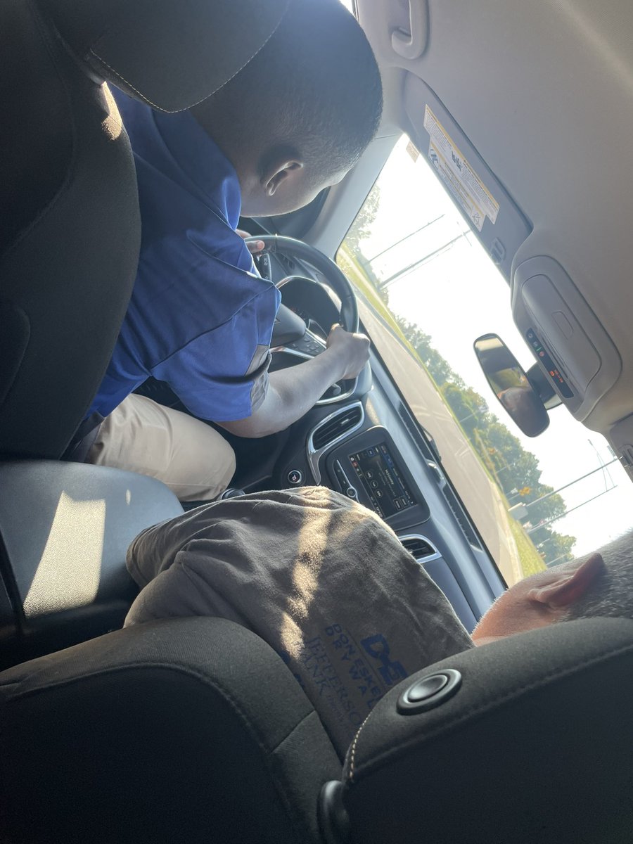 Schwarzer96's tweet photo. Safety First with Driver’s ED! Coach Womack give positive feedback as we roll #GoCavsGo #ProudToCallOurHomeCC https://t.co/kydausCD0T