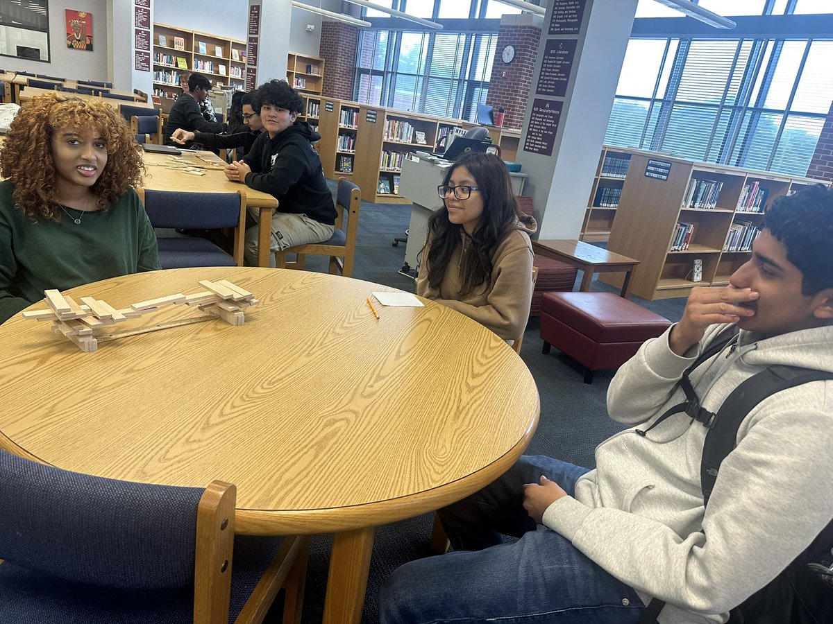 JusticeHS_IB's tweet photo. IB students engaged in building bridges to make connections to with research and resilience! @justicehswolves @TiffanyNarcisse https://t.co/5OQE4dsEwM