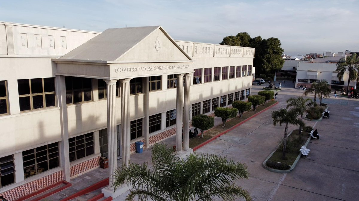 Hoy cumplen 34 años la <a href="/UnlamOficial/">Universidad Nacional de La Matanza</a> y 23 la <a href="/universidad891/">Radio Universidad</a> ¡Felicidades y por muchos más! Orgulloso de ser parte