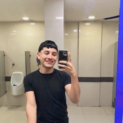 machuchoP's tweet photo. #NuevaFotoDePerfil https://t.co/wXchmgvIWU