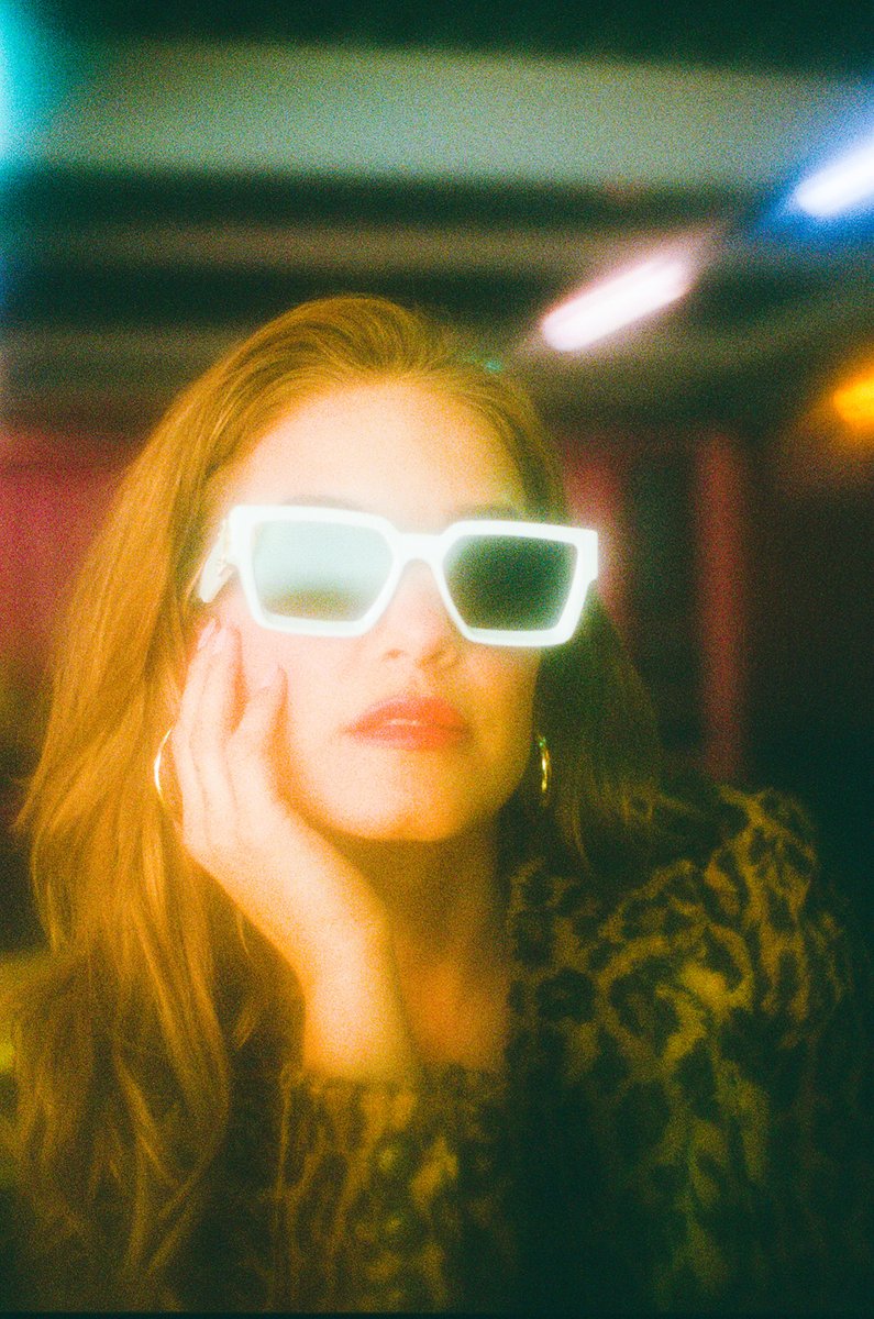 NewRetroWave's tweet image. Happy Birthday @ILOVENINAMUSIC!!!!! 
We love you. 😍😍😍ninanrickywilde.lnk.to/ScalaHearts
#scalahearts #retrowave #synthwave #newretrowave