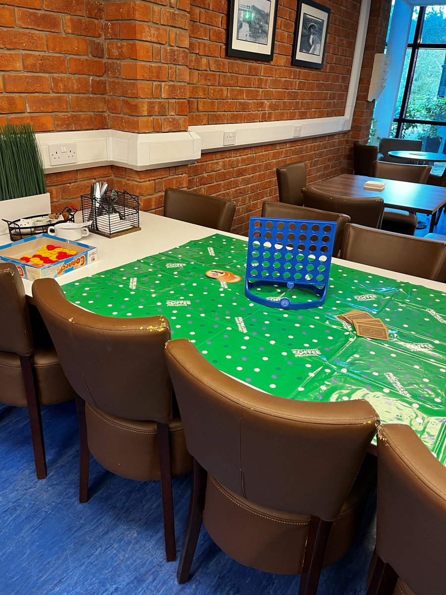 _compassgroup's tweet image. Last week&apos;s mental health first aid course also coincided with our @macmillancancer coffee and cake afternoon 🍰 We loved seeing learners who had only known each other for a day bond over card games, connect four, and chocolate cake! #mentalhealth #mentalhealthfirstaid