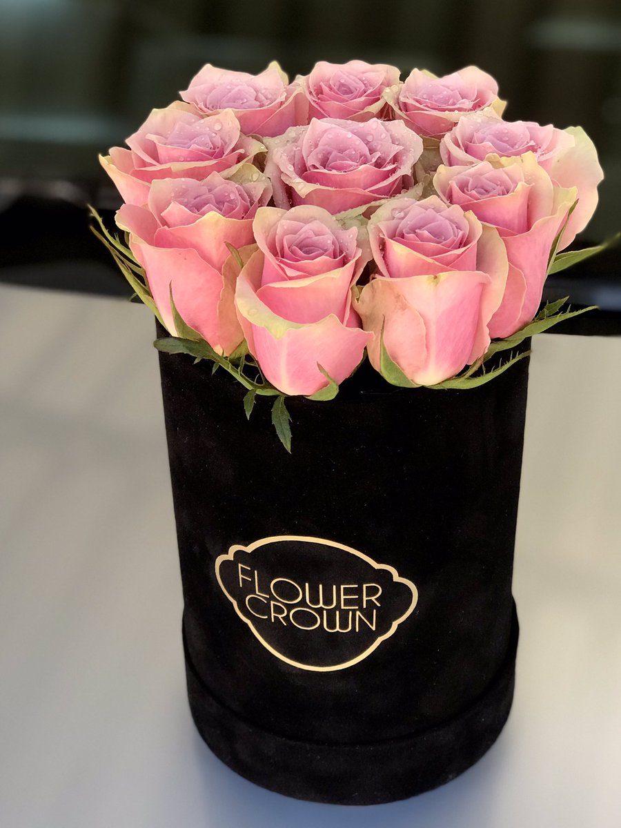 flowerr_crown's tweet photo. Flowers and goodies 🌸

🕸 https://t.co/KDnhtrp4By
🚚 PTA&amp;JHB 
📱 0735524131(WhatsApp; Mondays to Fridays 8:00 till 17:00)

Leaf an impression 💕 https://t.co/TmRCThH9D9