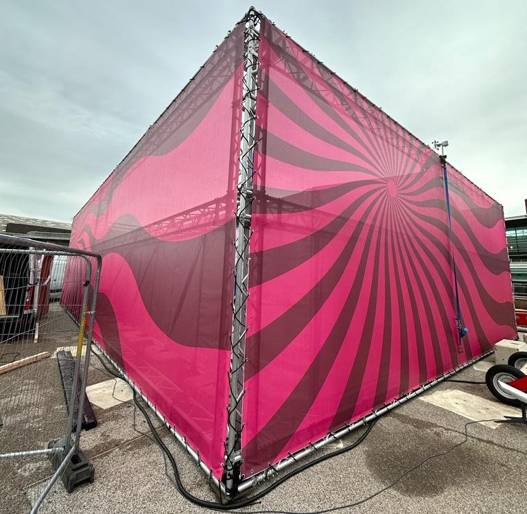 Project_Print's tweet photo. PPM embarked on another distinctive installation task, this time involving on an external truss rig system. The purpose was to create an immersive experience for Dr Pepper Zerooo.
https://t.co/BvcGdIer5H https://t.co/KlVzTlOOmZ