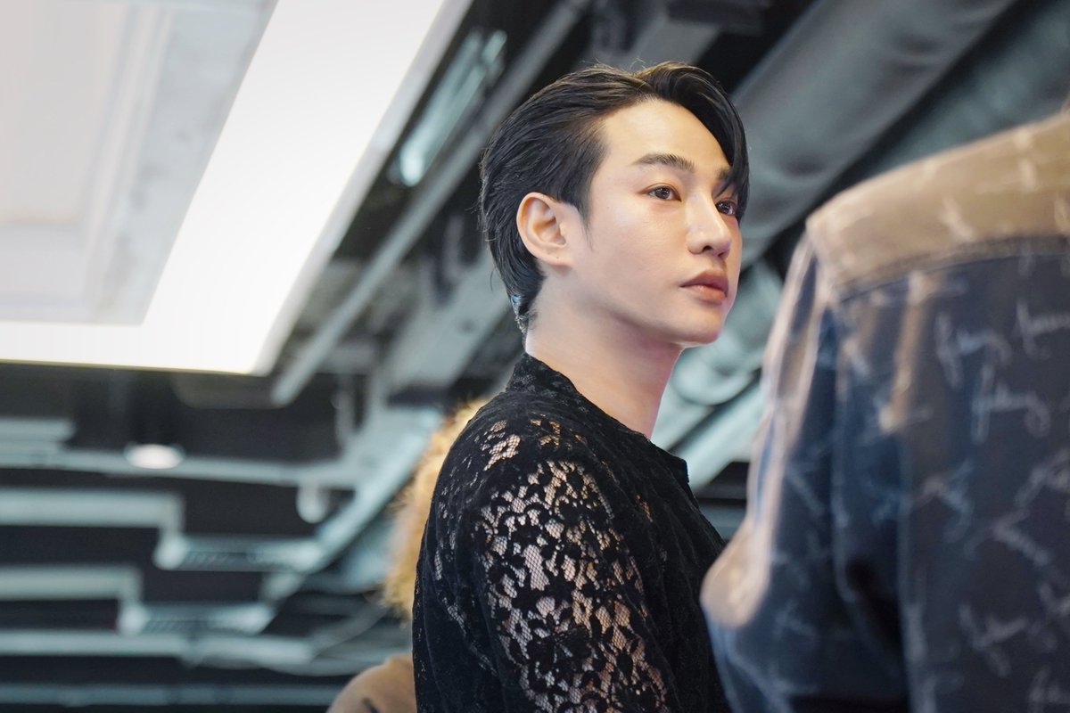 Palit_Official's tweet photo. 📸 งาน EXHIBITION ครั้งแรกของ CEO @peckpalit  #PeckPaLitChoke
#เป๊กผลิตโชค #TheMemoryOfColourSoul

แวะไปแชะ ชม แชร์ ชมฟรีตั้งแต่วันนี้เป็นต้นไป ถึง 1 ตุลาคม 2566 ณ  ลาน Atrium 2, G floor, Siam Center  

#ColourSoul
#ColourSoulMidnightKiss https://t.co/OpYOYwuYjh
