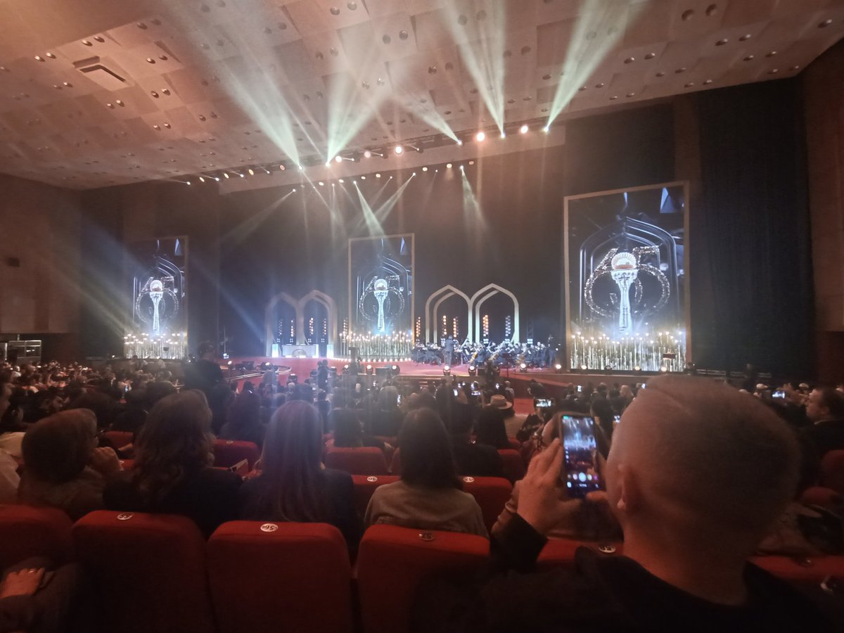Megat_Sharizal's tweet photo. Opening ceremony of Tashkent International Film Festival di Uzbekistan.
#walid 
#FilemWalid 
#HurufItuCahayaIlmu 
#MambangJambang https://t.co/GNrKtYa8Pz