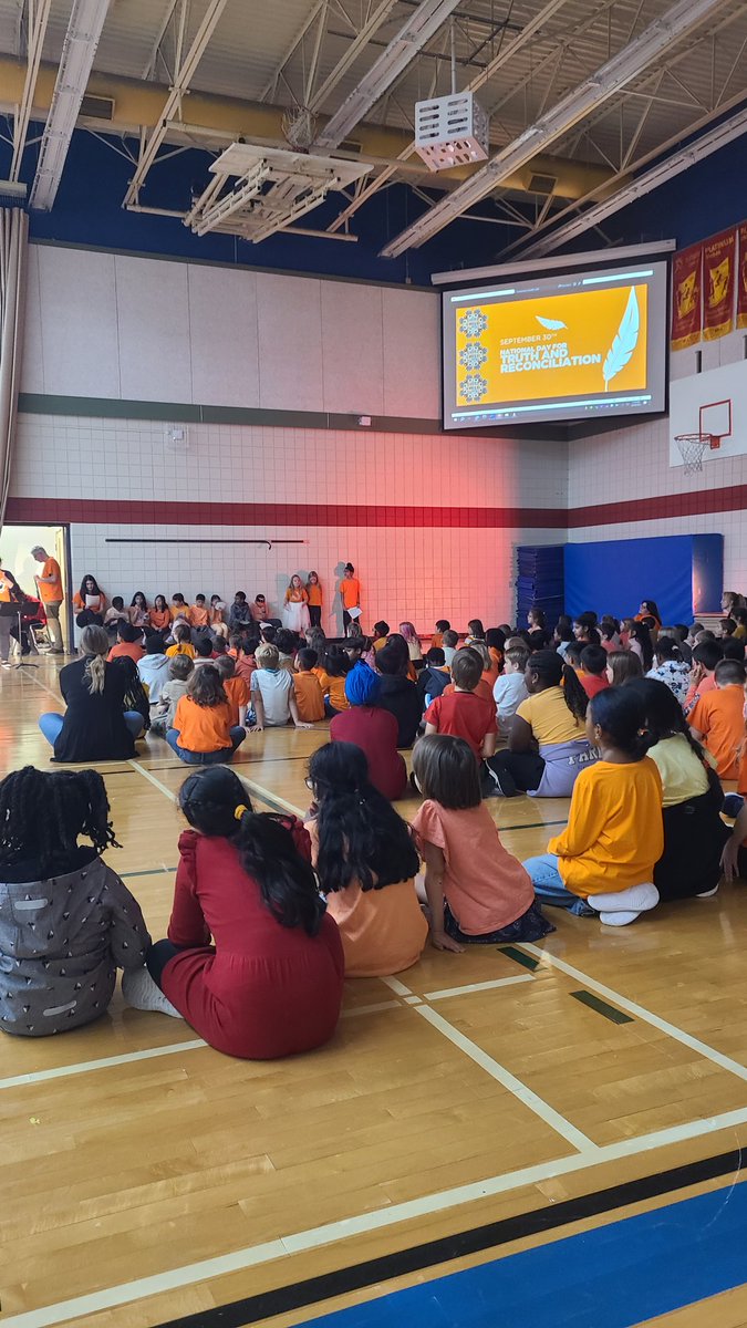islandLRSD's tweet photo. First assembly of the year.  Great job 3/4s https://t.co/HDbSc76fwM