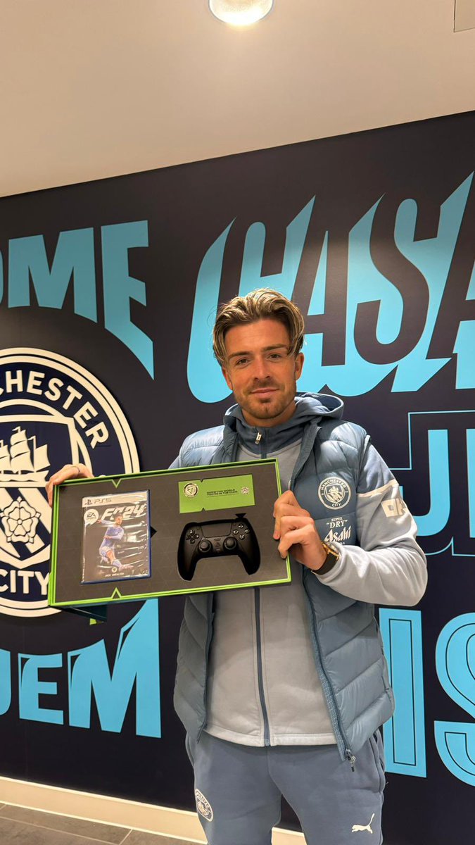 JackGrealish's tweet image. Cheers for the gift @EASPORTSFC 🙏🏻
#FC24 Founder status unlocked 🔓