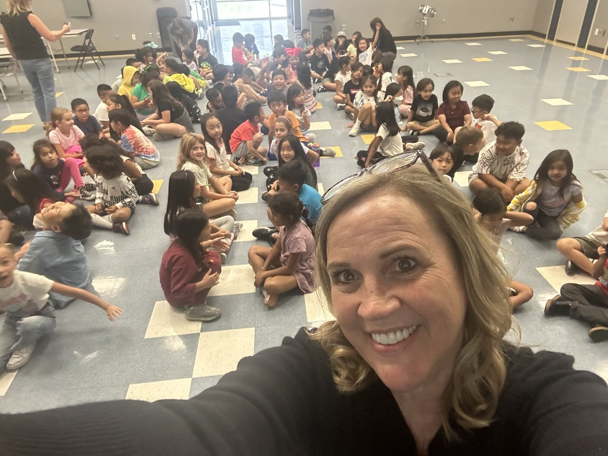 Amy Lees tweet media