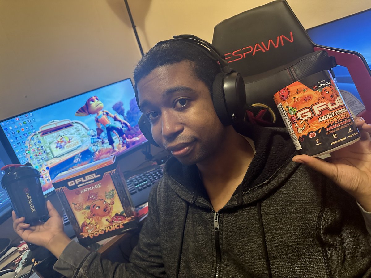 PrimitiveAK's tweet image. Our very own @KARNAGEclan POG JUICE is now available for purchase! Grab yours today. Following a few that grab theirs! RT/LIKE and reply with a screenshot of your purchase! 👀

🛒: gfuel.com/products/karna…