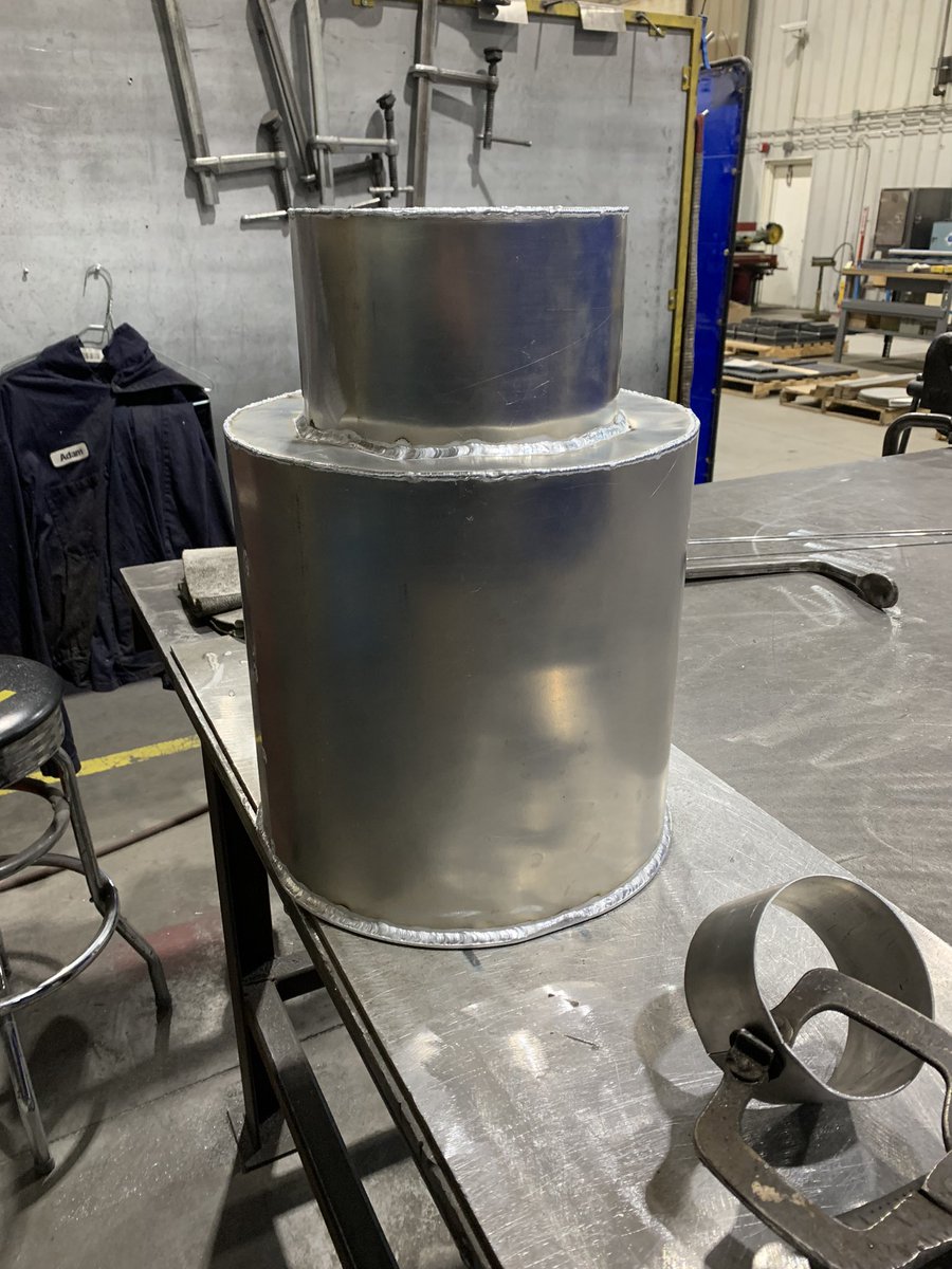 DisorientedStub's tweet photo. Doing a sweet project for a buddy at work. Just missing one final piece. https://t.co/ot6M0TZe66