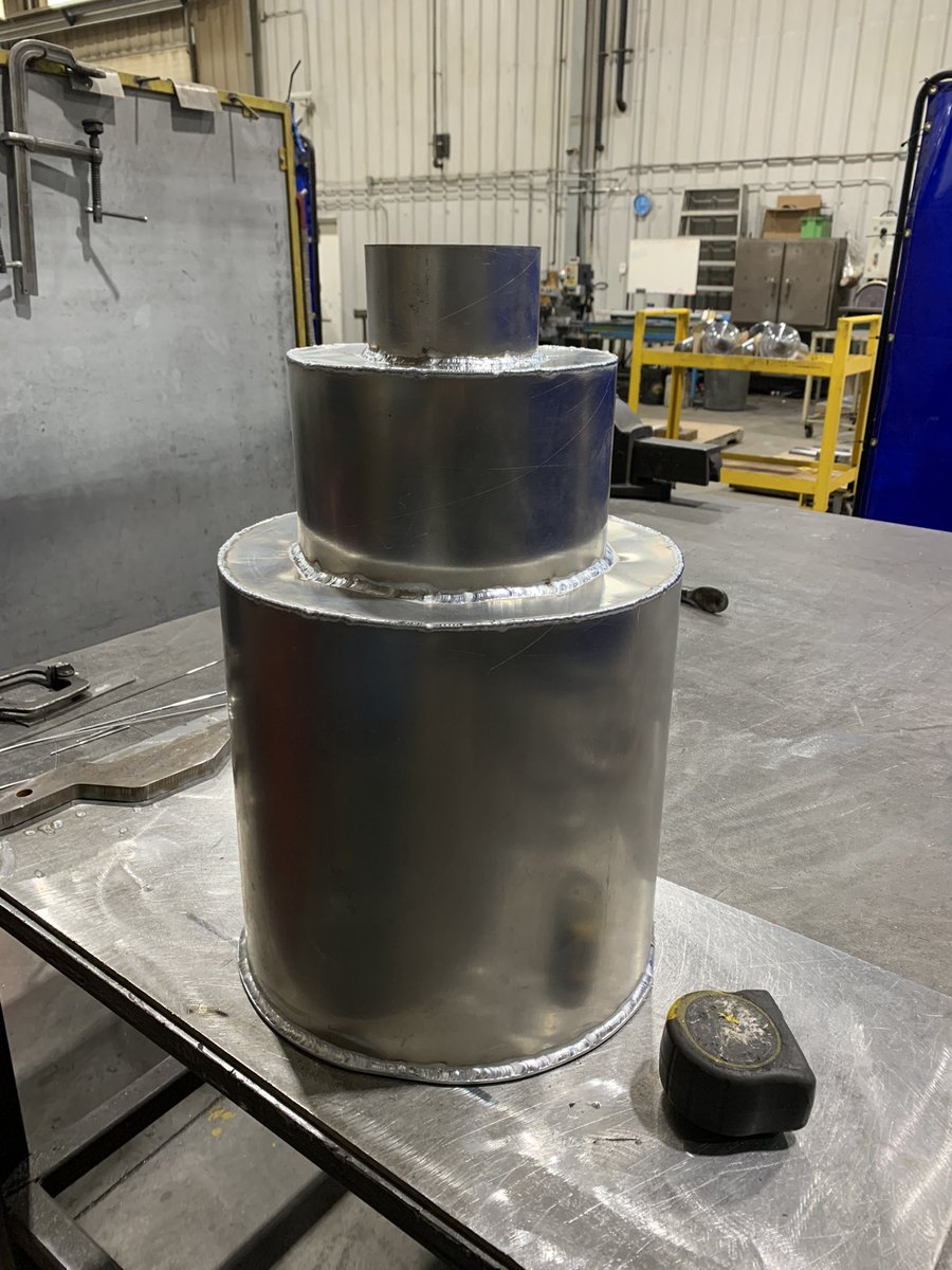 DisorientedStub's tweet photo. Doing a sweet project for a buddy at work. Just missing one final piece. https://t.co/ot6M0TZe66