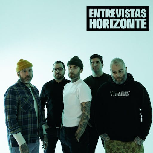 radiohorizonte's tweet image. Hoy estamos celebrando el cumpleaños de #DallasGreen y ¿qué mejor que volver a escuchar la conversación que tuvimos el año pasado con el músico? 🎉

Escúchala aquí 🎧 horizonte.cl/show/entrevist…