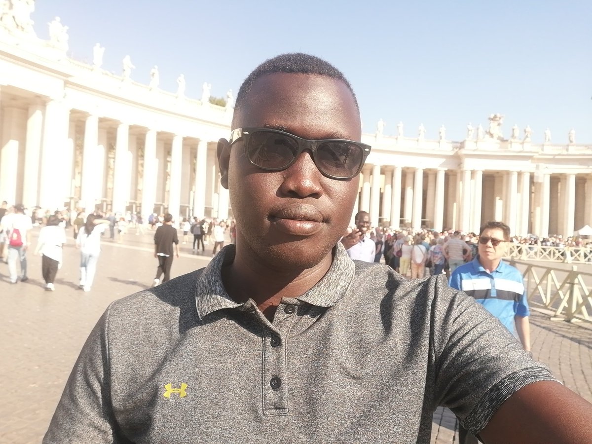 James63647860's tweet photo. Back to Rome once again.
Bella Roma
Piazza San Pietro https://t.co/vsw6MMoCxN