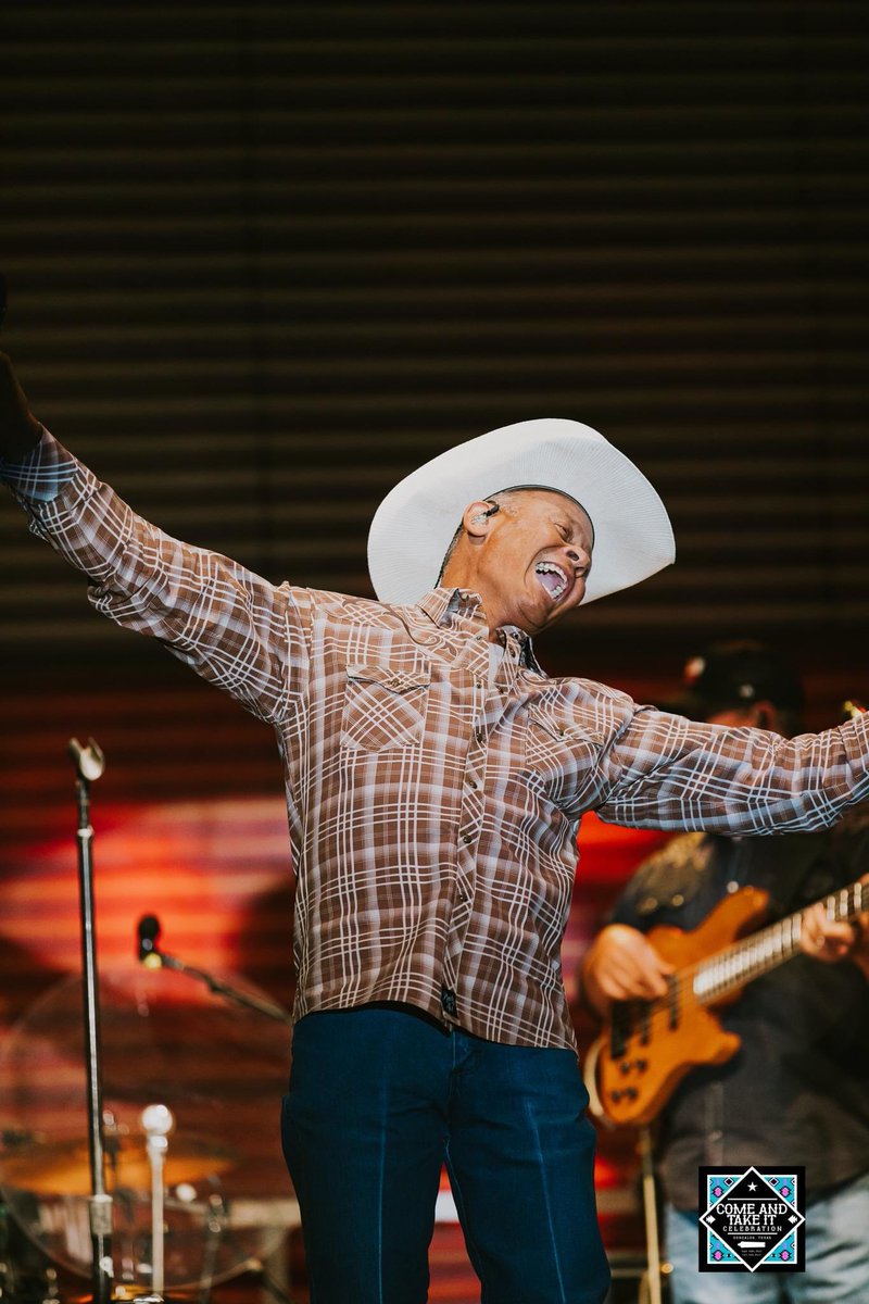 🎉 TGIF! 🙌 That feeling you get when it's finally Friday, and you realize you're just one week away from the annual Come and Take It Celebration 2023! #GonzalesTX #Tradition 
For more information please check out our website at gonzalestexas.com/come-and-take-…