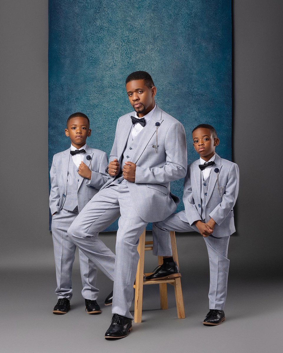 It was National Daughters Day the other day, and I don’t have a daughter. “You should try for the girl,” strangers keep saying to me. Nah, fam. I’m done trying for the girl. Let me enjoy my three sons🥲 #PhotographybyLarJ #LarJportraits #fineartphotography #CanonR6