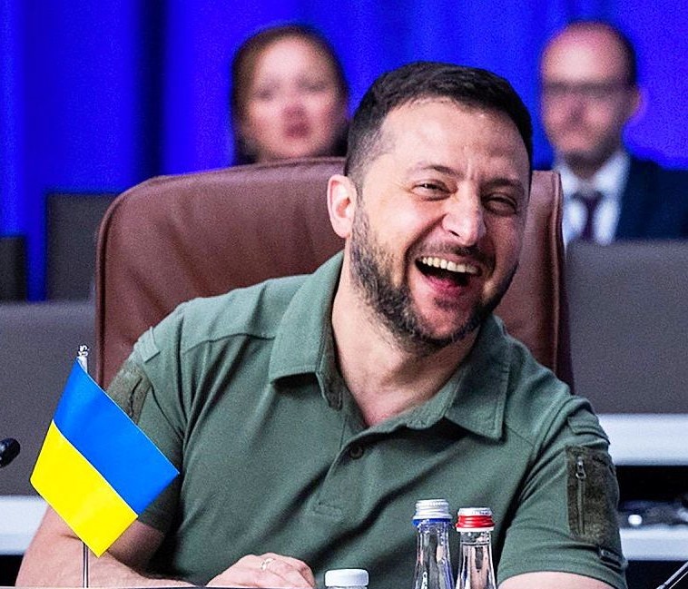 BowesChay's tweet image. 350,000+ Dead
1,000,000+ Injured
6,203,600 Fled 8,000,000 Displaced

0 Plans for Peace
0 Plans for Elections
0 Chance of Military  "Victory"

Over $20,000,000  in personal wealth in a country where the average annual salary is $7,500

Slava Dictatorship