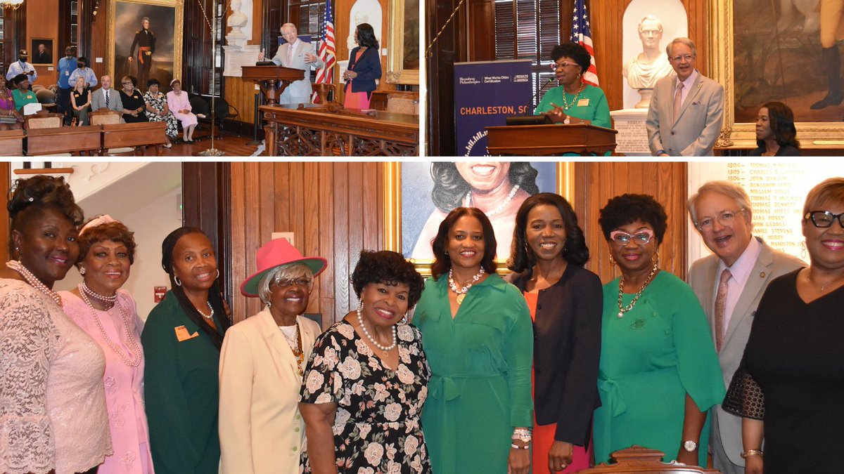 CityCharleston's tweet photo. During a ceremony in Council Chamber earlier today, Mayor John Tecklenburg unveiled the official portrait of former city of Charleston Clerk of Council Vanessa Turner Maybank. https://t.co/pIXDyo7uII