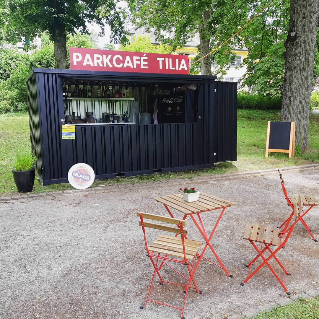 BarcontainerCom's tweet photo. #FridayFeeling like relaxing and enjoying a coffee with friends after work. Who wants to come? #PopUpContainers #CoffeeTime 

We are https://t.co/2a290icwaC 
📞 +31 085 - 0685 590 
📨 info@barcontainer.com https://t.co/faXHffNqKD