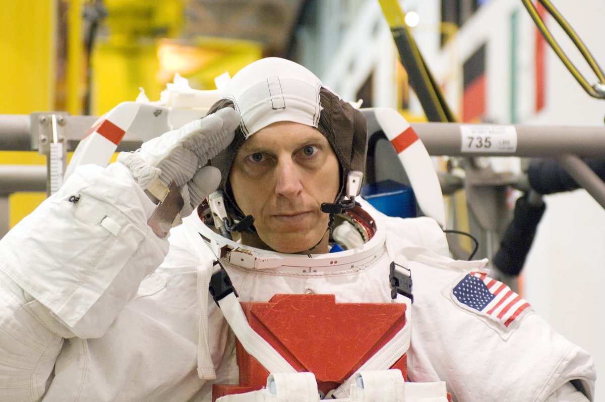 Astro_Clay's tweet photo. It's how I think of all my @NASA_Johnson #Trainers throughout the years as an #Astronaut.  #ISS and #Shuttle systems gurus, T38 #InstructorPilots, #ASCRs (athletic trainers), #VRLab "rats," and of course, all my friends  #NBL... I salute you ALL, knowing that I now feel like splashing someone... and that's "down and Nominal!"  ;0)