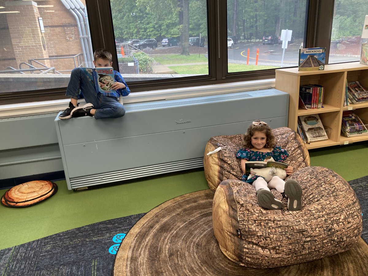 Hubbard Library Media Center tweet media