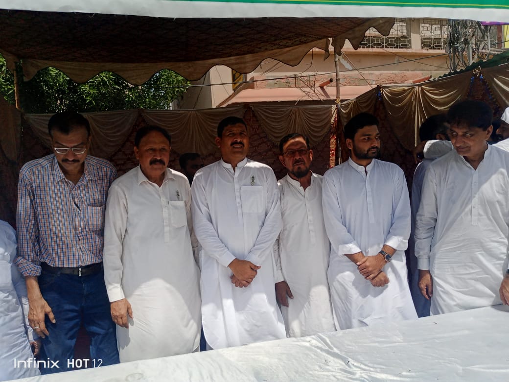 shazil_s2's tweet photo. Today on the auspicious occasion of Eid Milad Un-Nabi, visited various communities and camps to boost morale and ensure the seamless flow of activities across our city.  #EidMiladUnNabi https://t.co/KThP1MyGaE