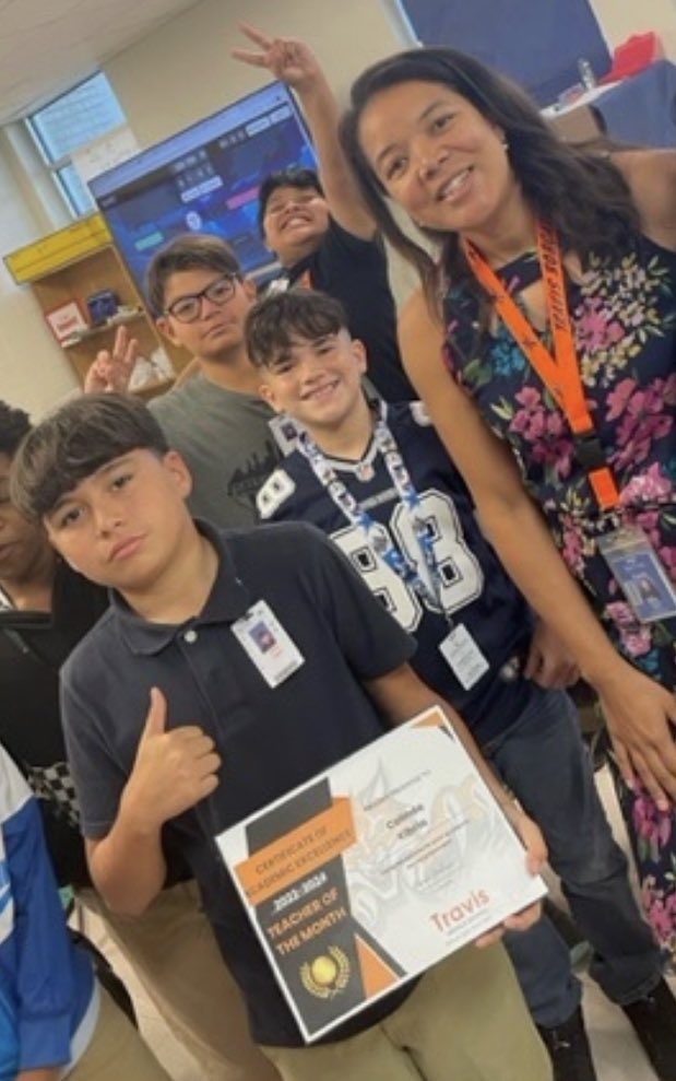 Travis ART Department is happy to celebrate the Teacher of the Month, Mrs. Kibria and Employee of the Month, Mrs. Rodríguez with their own TMS Spirit colored Flower Pen 🧡🤍🖤