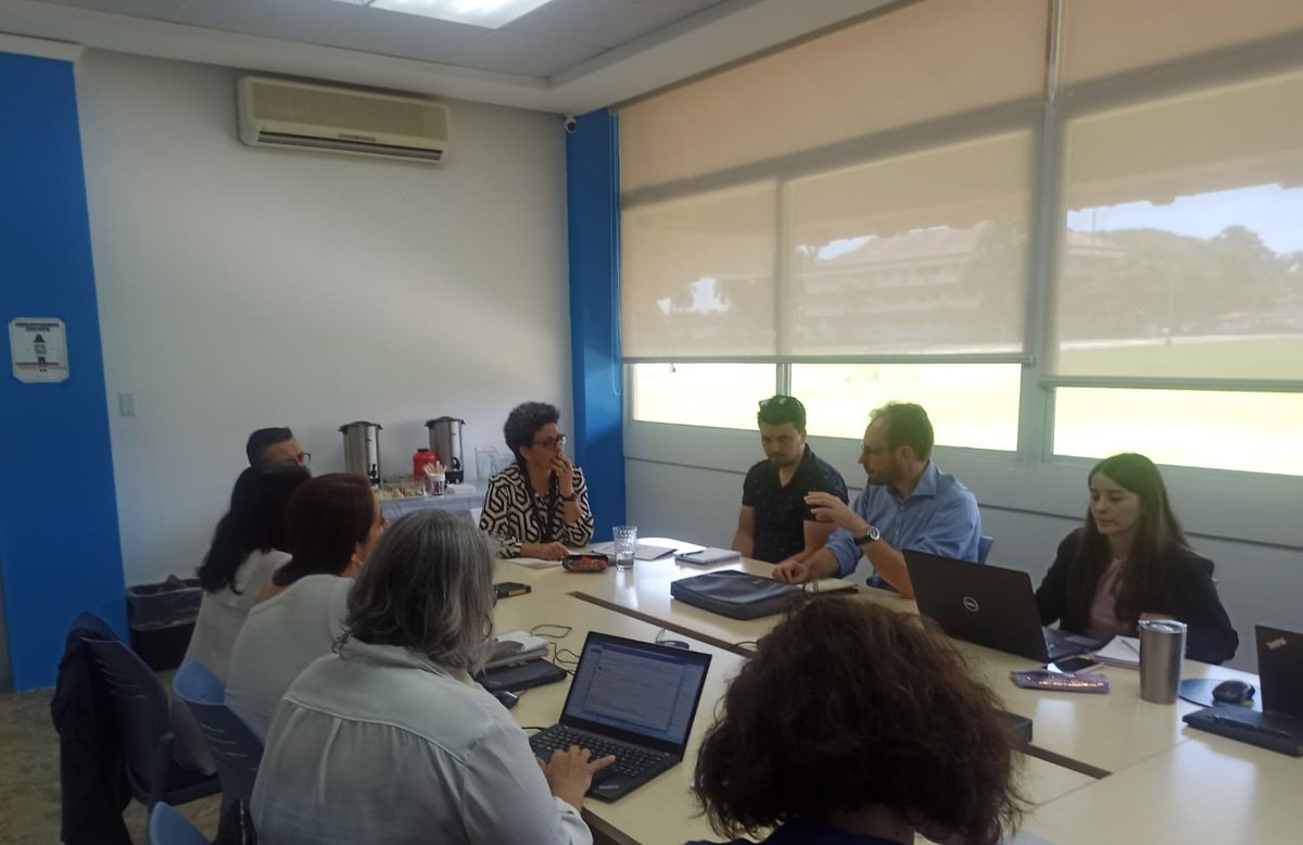 Meeting with donors @GAC_Corporate @AECIDPanama #ECHO #BPRM @USEmbPAN and Fadela Novak @EduCannotWait discussing the context of education and #ECWresults in the response to refugees and migrants in LAC @uniceflac @SaveChildrenLAC @UNESCOSantiago @planamericas
@YasmineSherif1