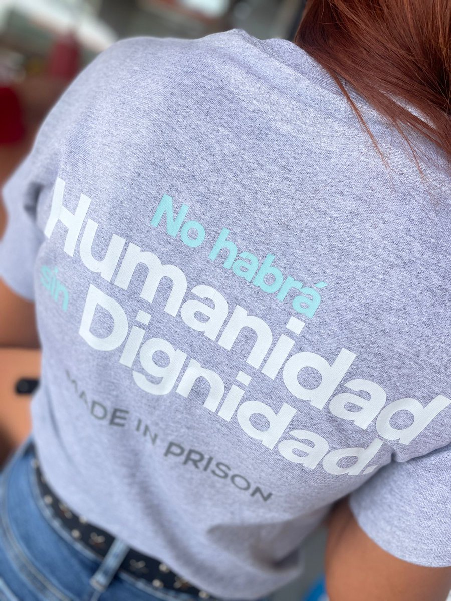 Recuerden siempre que;

*No habrá humanidad SIN dignidad.*

Con este mensaje, grabado en las camisetas y en la conciencia, ingresa nuestro equipo al Centro de Reclusión #MadeInPrison