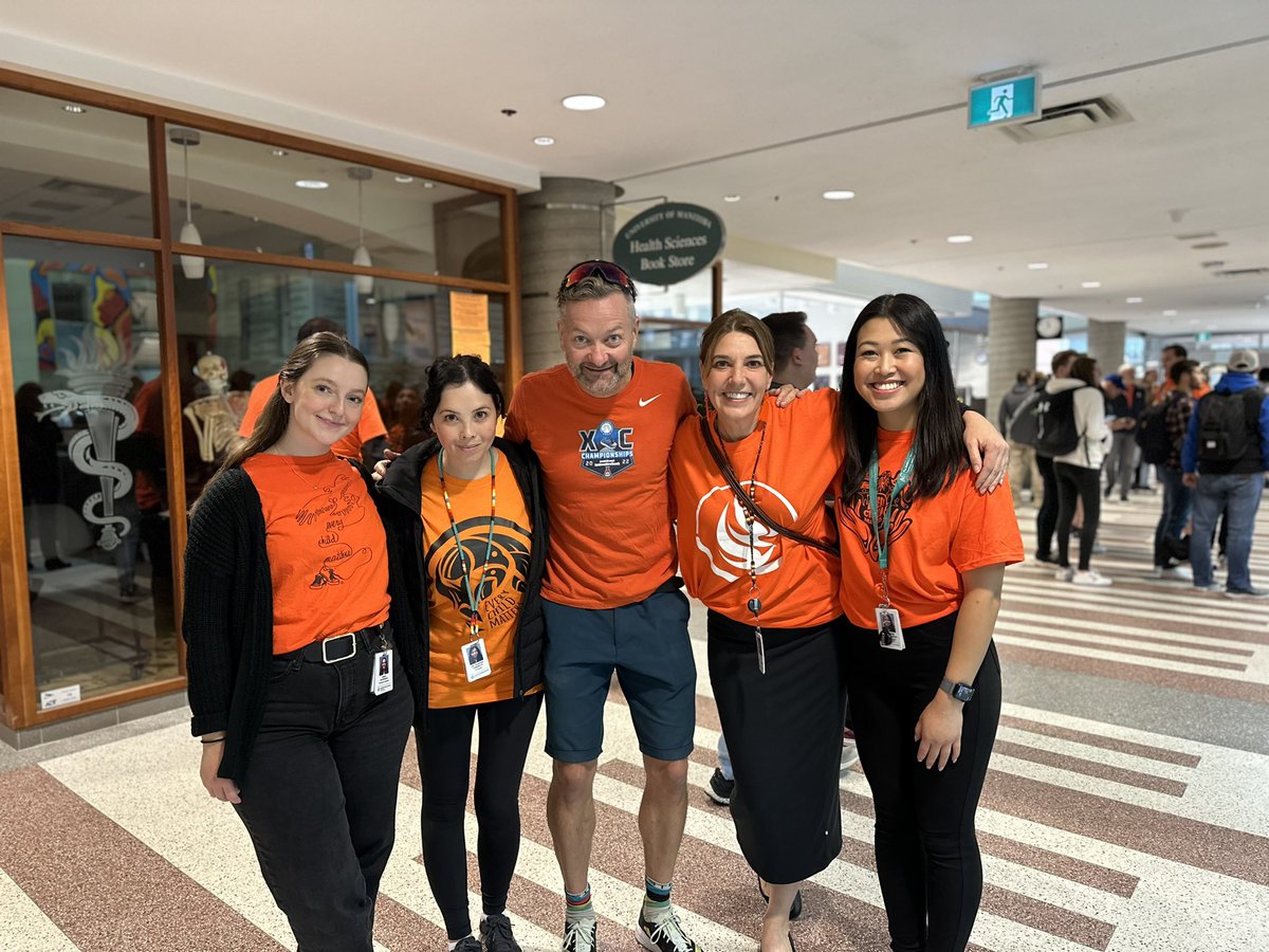 DREAM_diabetes's tweet photo. #DREAMtheme wearing #OrangeShirts in honour of the National Day for #TruthAndReconciliation @allisondart7 @VernDolinsky @JonMcGavock @JMYamamotoMD @bwicklow1 https://t.co/kjD2GBjfXi