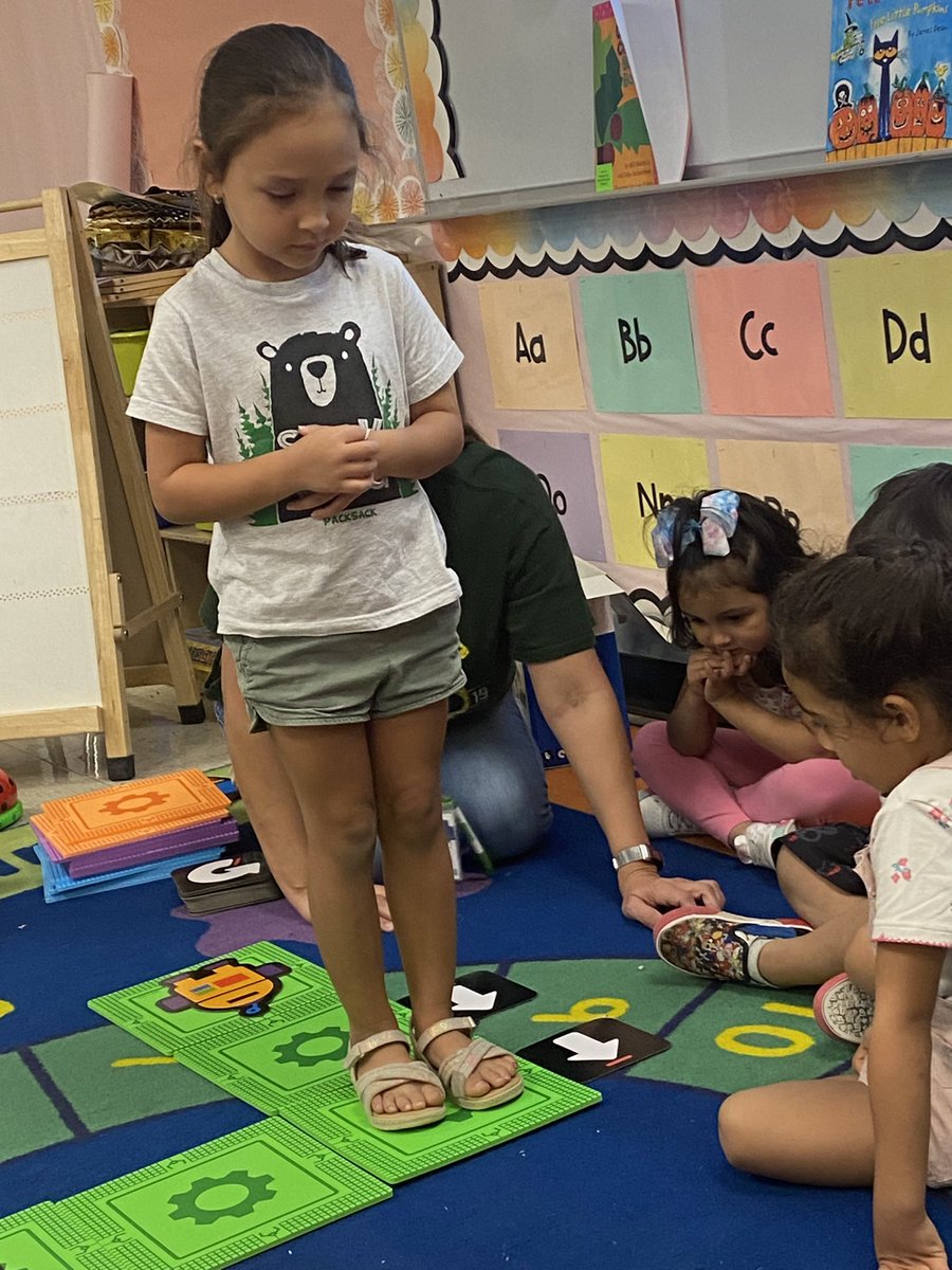 Chentesmama's tweet photo. Here in PreK today we had our very own STEM lesson and the kids were mesmerized! Thank you so much to the best STEM teacher @Mrs_L_Rodriguez ! We can’t wait to learn more next week!👏🏻❤️
@NISD_ECE @NISDCNE @NISD @NISDTechnology https://t.co/Sj845ZtmBR