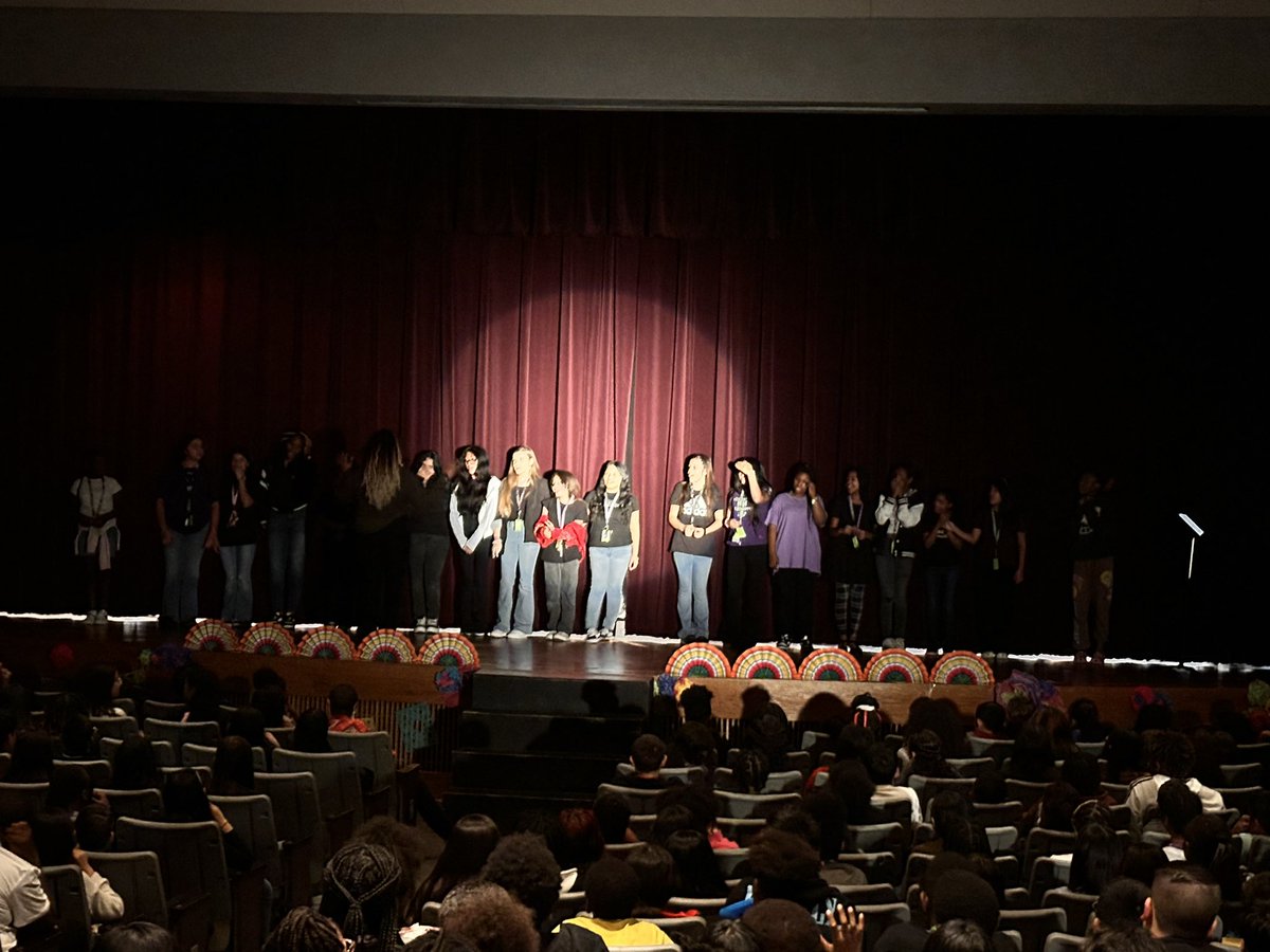HumbleMariachi's tweet photo. Hispanic heritage program at @HumbleISD_HMS Fine Arts department did such an amazing job. Dance, theatre, band, orchestra and mariachi! Great job to everyone! @theHMSBand @humblemsorch #HispanicHeritageMonth2023 @HumbleISD_Arts https://t.co/H7EciF5r6A