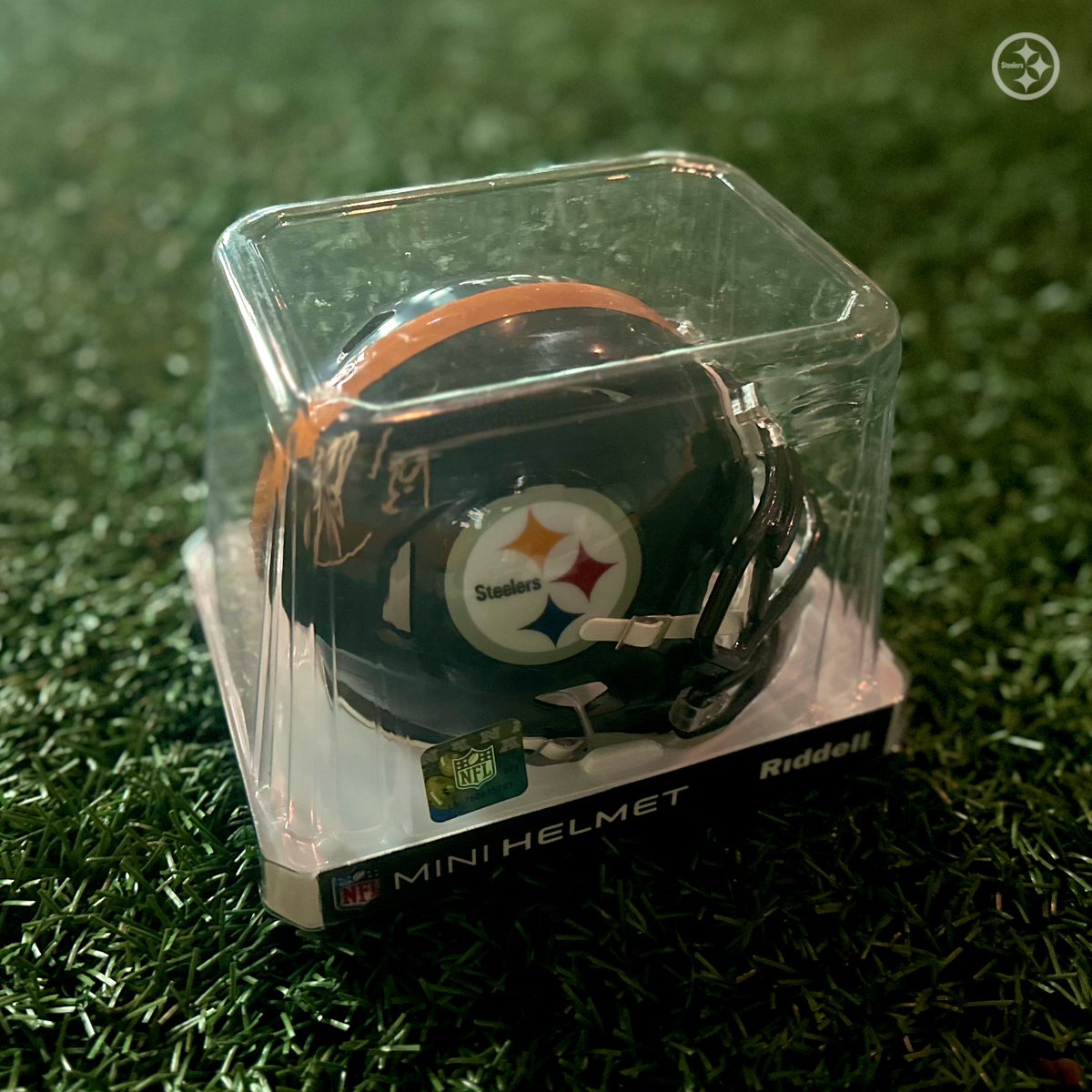 It’s time for a #FanFriday Giveaway! Like &amp; repost this post for a chance to win a Levi Wallace autographed mini helmet! ⚫️🟡