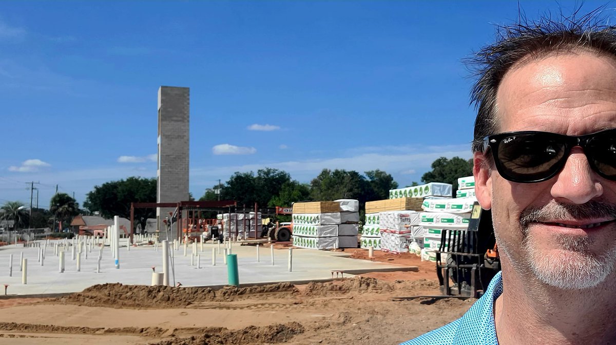 2bDesignStudio's tweet image. Obligatory construction site selfies from THREE different projects visited this week:

#ExtendedStayAmerica in Pensacola, FL
#Fairfield Inn &amp;amp; Suites in Decatur, AL
#HomewoodSuites in Madison, AL

#HospitalityDesign #Architect