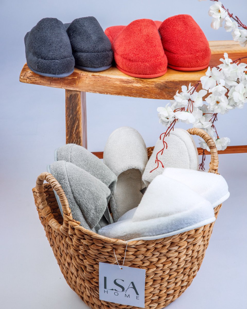 LsaHomeco's tweet image. Our stylish and comfy slippers are soft, and comfortable, as well as lightweight, and quiet on the floor.

Durable, warm, and relaxing to the feet. Perfect for home and travel.

Visit our website (link in bio) to shop.

#comfyslippers #lsahome #bathroomaccessories