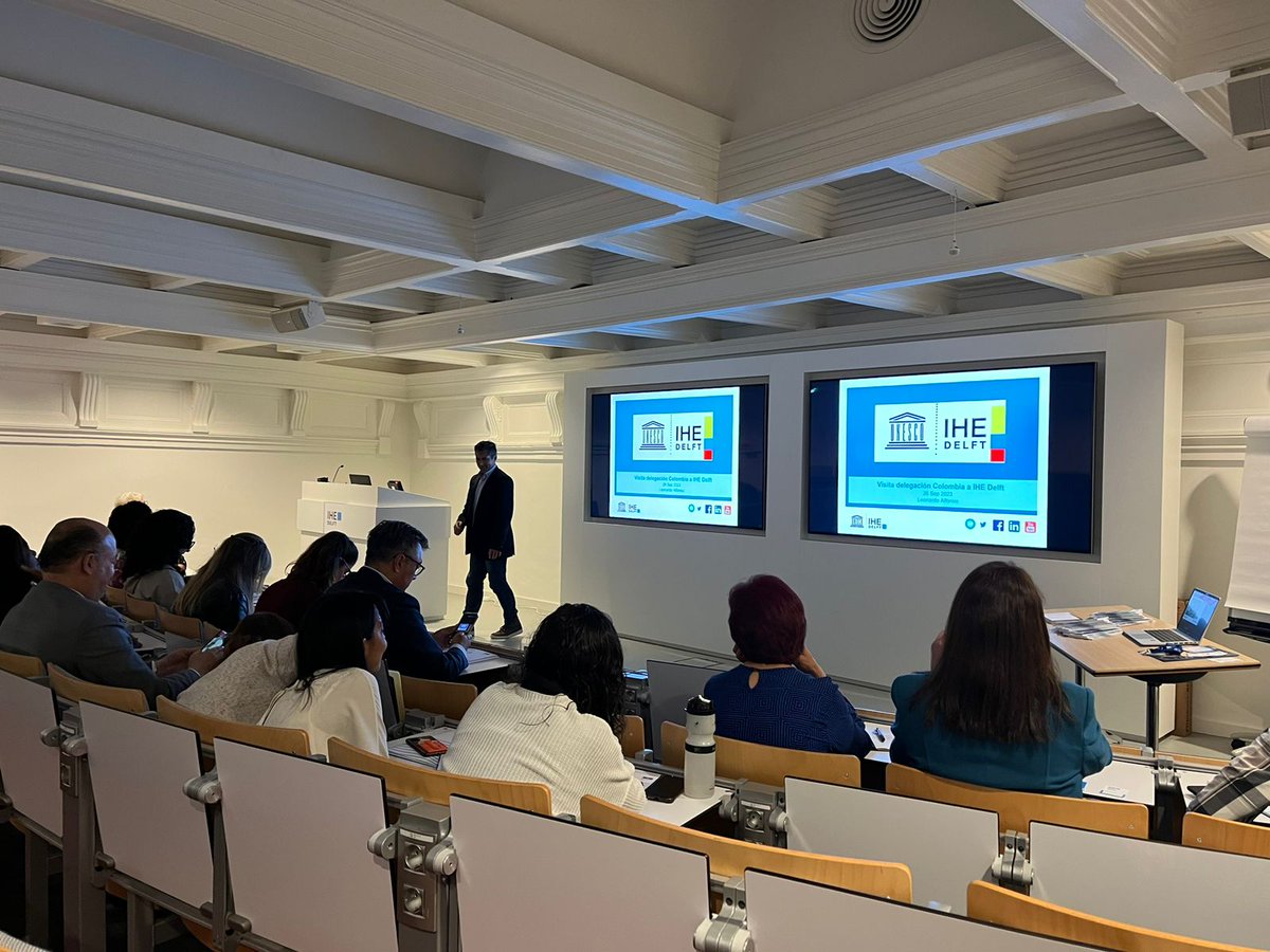 We also took part in the official inauguration of the 🇨🇴 stand at #EAIE2023, with an exhibition by <a href="/FedeCafeteros/">Federación Nacional de Cafeteros</a> of our iconic coffee and its culture, and a visit to <a href="/ihedelft/">IHE Delft 💧 Institute for Water Education</a>, which academic staff addressed with the delegates their relationship with and projects in 🇨🇴.