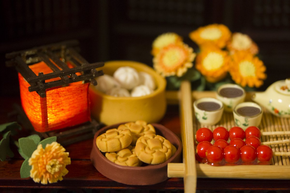 ElleneSky's tweet photo. Happy Mid-Autumn Festival! 🥮
С Праздником середины осени!
#MidAutumnFestival2023 #MidAutumn #svsss #YueQingyuan #ShenQingqiu #LiuQingge #Liushen https://t.co/KeNdI7QNuW