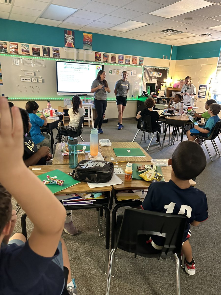 Started our morning with some real MVPs! Thank you to @TCHSWolves @EastRiverHS @RollinsSoftball @UCF_Baseball You all made a HUGE impact today! @CDLocps @RobBixler_OCPS @OCPSnews #ocpsRYS #getyourteachon