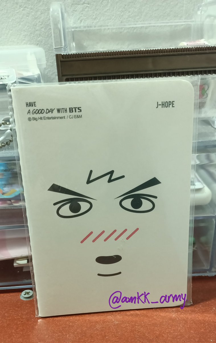 amKK_army's tweet photo. Goods official notes J-HOPE
(Hiphop monster) ปี 2014 เลย

🛍️ price : 130 รวมส่ง 🛍️

แค่แกะมาดูเฉยๆค่ะ ของสะสมเราเอง
#ตลาดนัดบังทัน #ตลาดนัดรถไฟบังทัน #การ์ดบังทัน #ปล่อยของสะสมบังทัน #ตามหาการ์ดบังทัน https://t.co/anQy8mAekz
