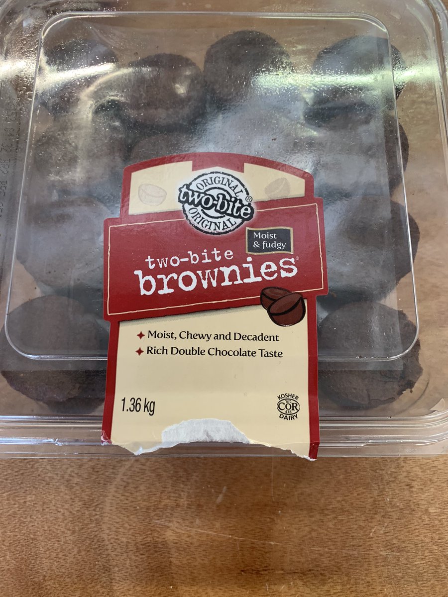 TomElwin's tweet photo. Lies. #onebite #FilmCatering https://t.co/YK7QyOGqju