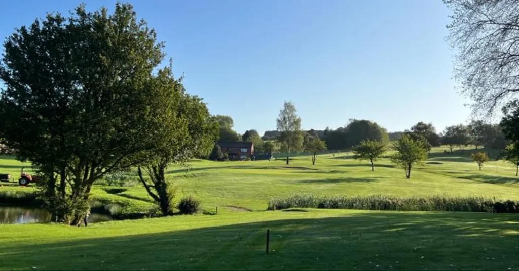 Ashley Hammond tweet media