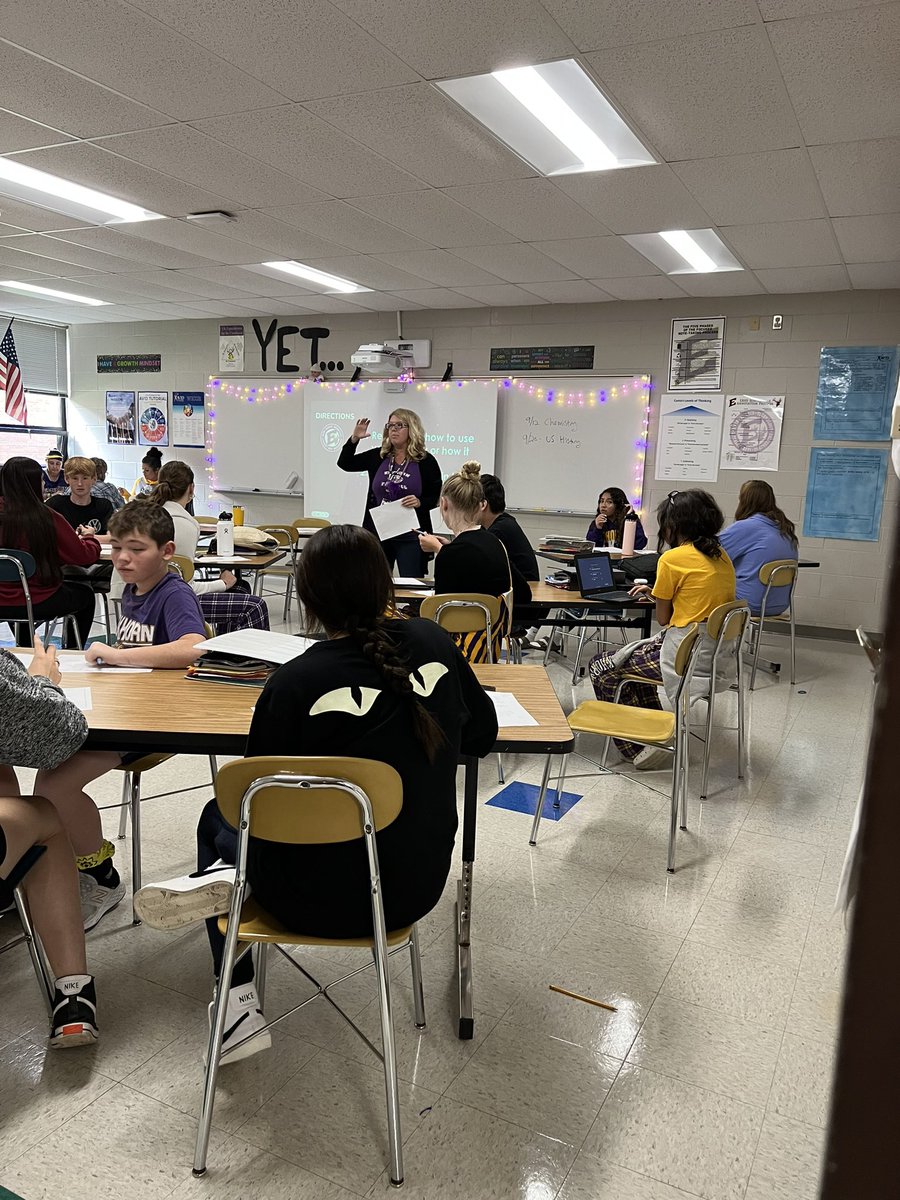 EllenBlair54's tweet image. Not only is she the Director of Instruction, but she also teaches lesson!!! Love seeing her in Action again!!! #AVID #teachingislife #1herd 💜💛 @smbosch