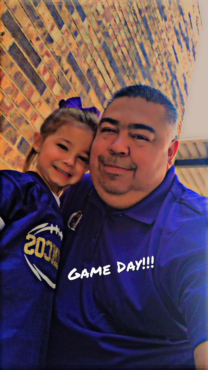 JrortizOU812's tweet photo. GAMEDAY!!

First district home game tonight vs Frisco Independence 
@DentonFootball @DHSBroncoFB @LawsonFloyd2 @sam_chandlerr @Tavarian10 @mongo_kit @JacksonHigg_14 @dctf Sams#1Fan Haven @HudsonFloyd https://t.co/GmL9Ov96at