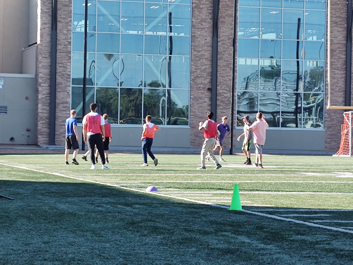 Elizabeth Sharp tweet media