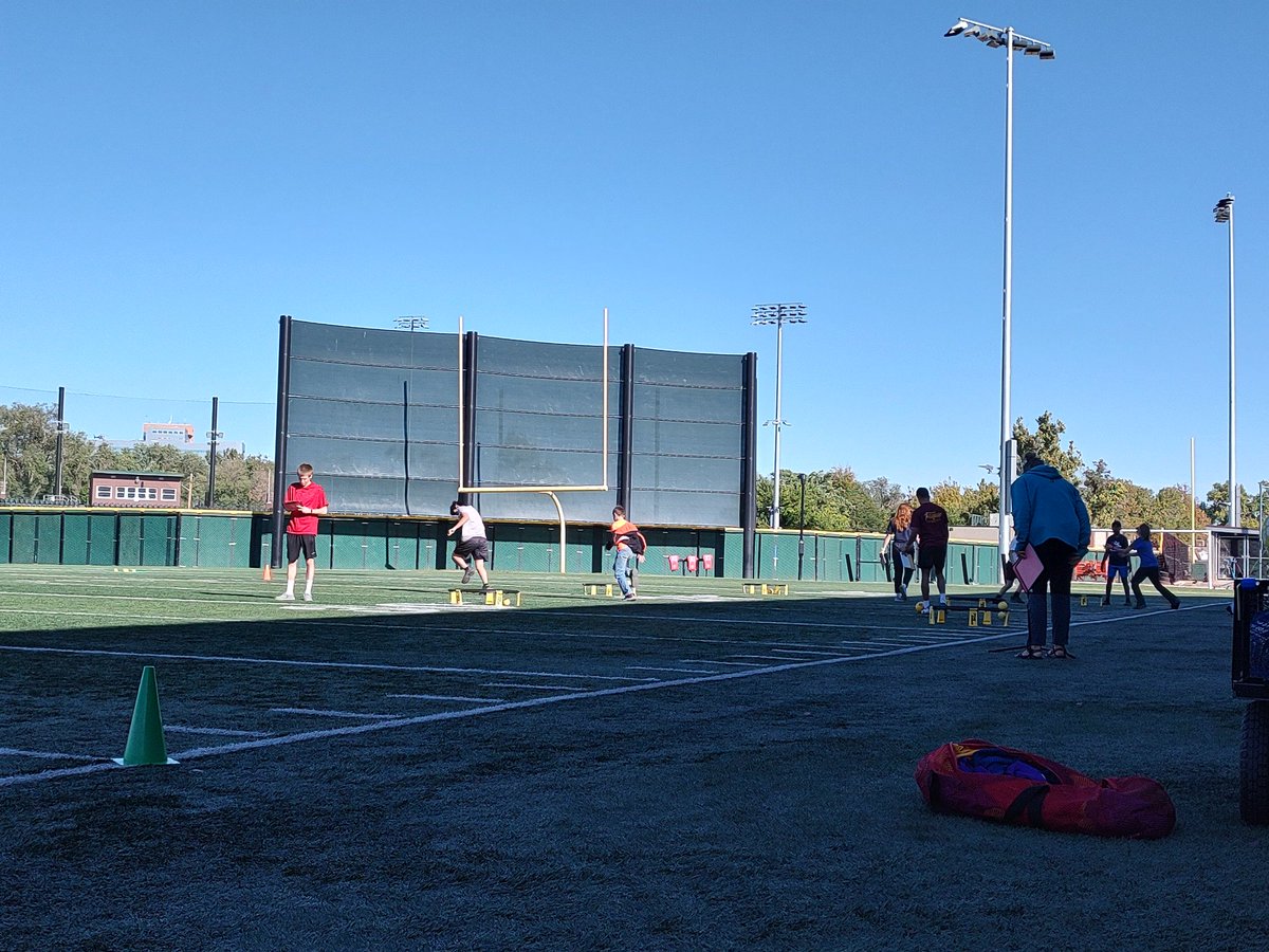 Elizabeth Sharp tweet media