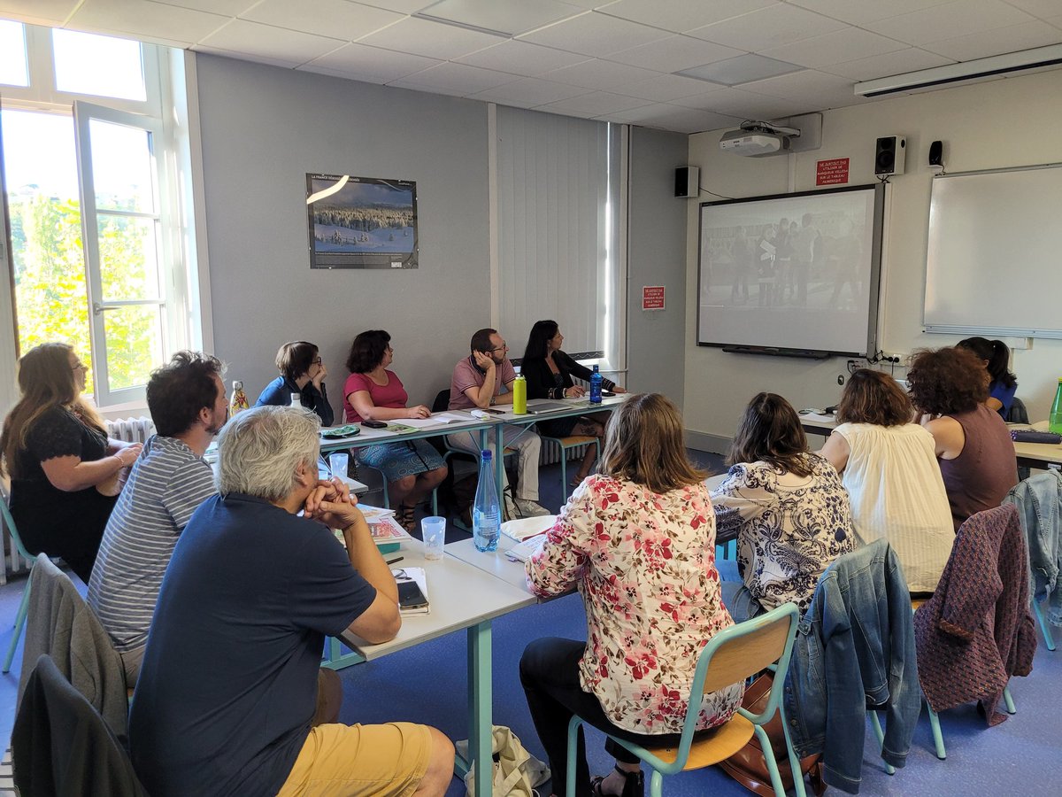 USEPgers's tweet photo. L'intelligence collective pour co-construire un projet expérimental visant à lutter contre le harcèlement scolaire. 💪

Réflexion autour des outils @USEPgers et @32Occe favorisant l'entraide et la coopération, merci @AgostiniEstelle pour ce beau projet ! 🙏

@dsden_32 @LeGers32 https://t.co/NKdY2khAEb