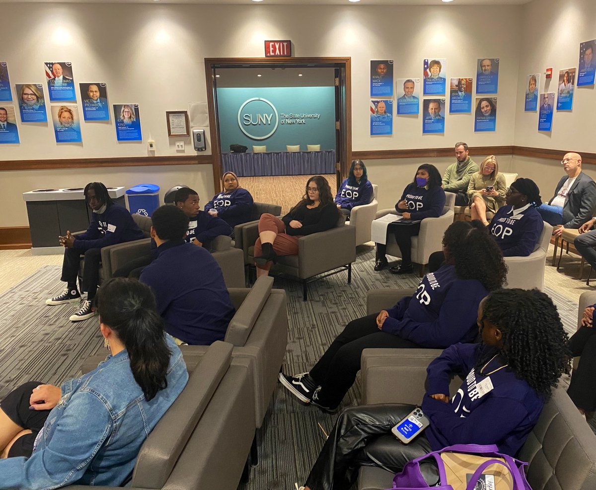 SUNYChancellor's tweet photo. Meeting the 22 students that make up the 2023/2024 @SUNY_EOP Ambassador cohort was a pleasure! Full of leaders, advocates, and changemakers, I can't wait to see what these driven students accomplish. https://t.co/7w4NtEwMLF